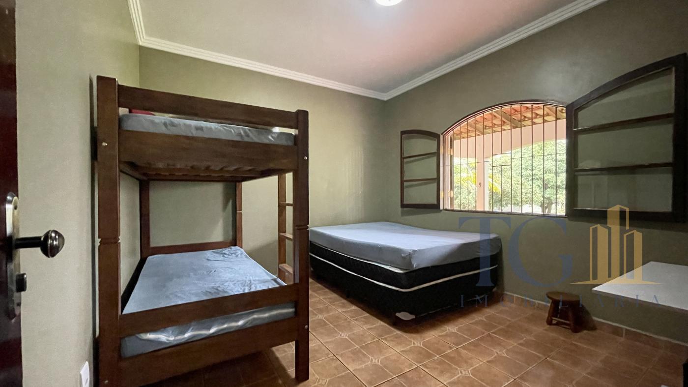 Chácara à venda com 5 quartos, 354m² - Foto 21