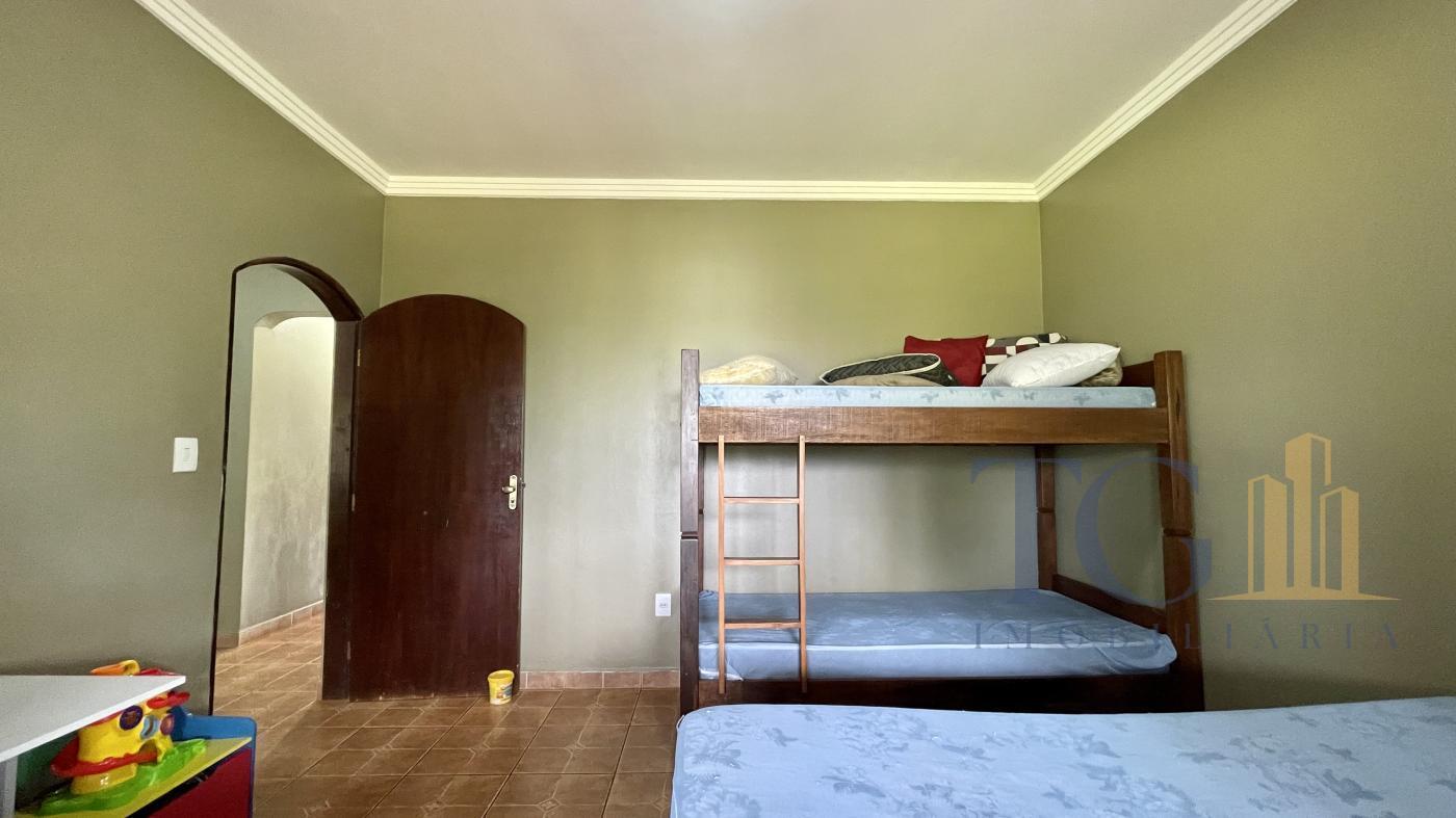 Chácara à venda com 5 quartos, 354m² - Foto 22