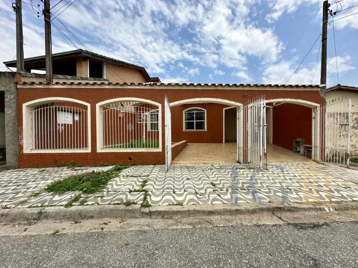 Casa à venda com 3 quartos, 130m² - Foto 1