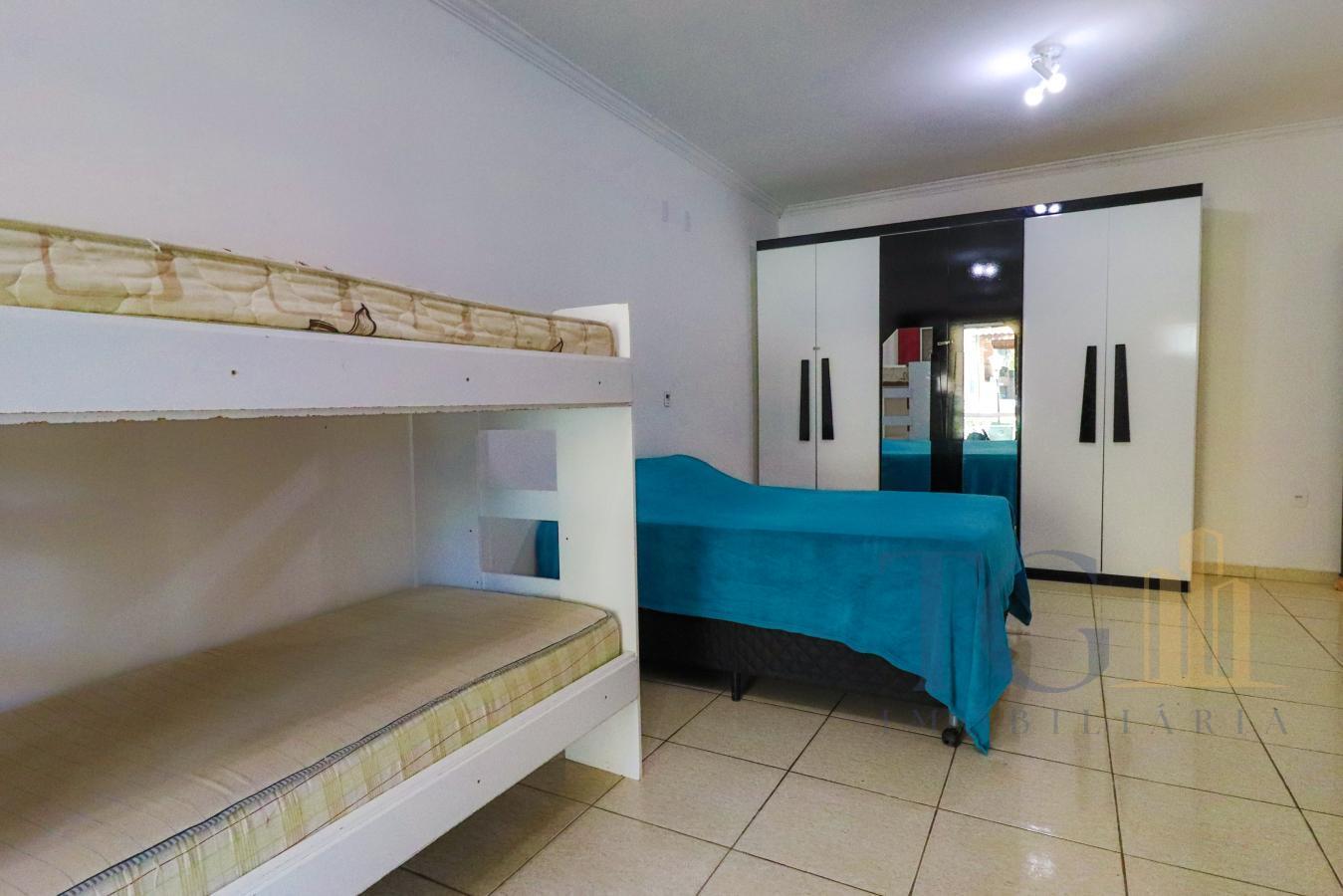 Chácara à venda com 3 quartos, 1000m² - Foto 17