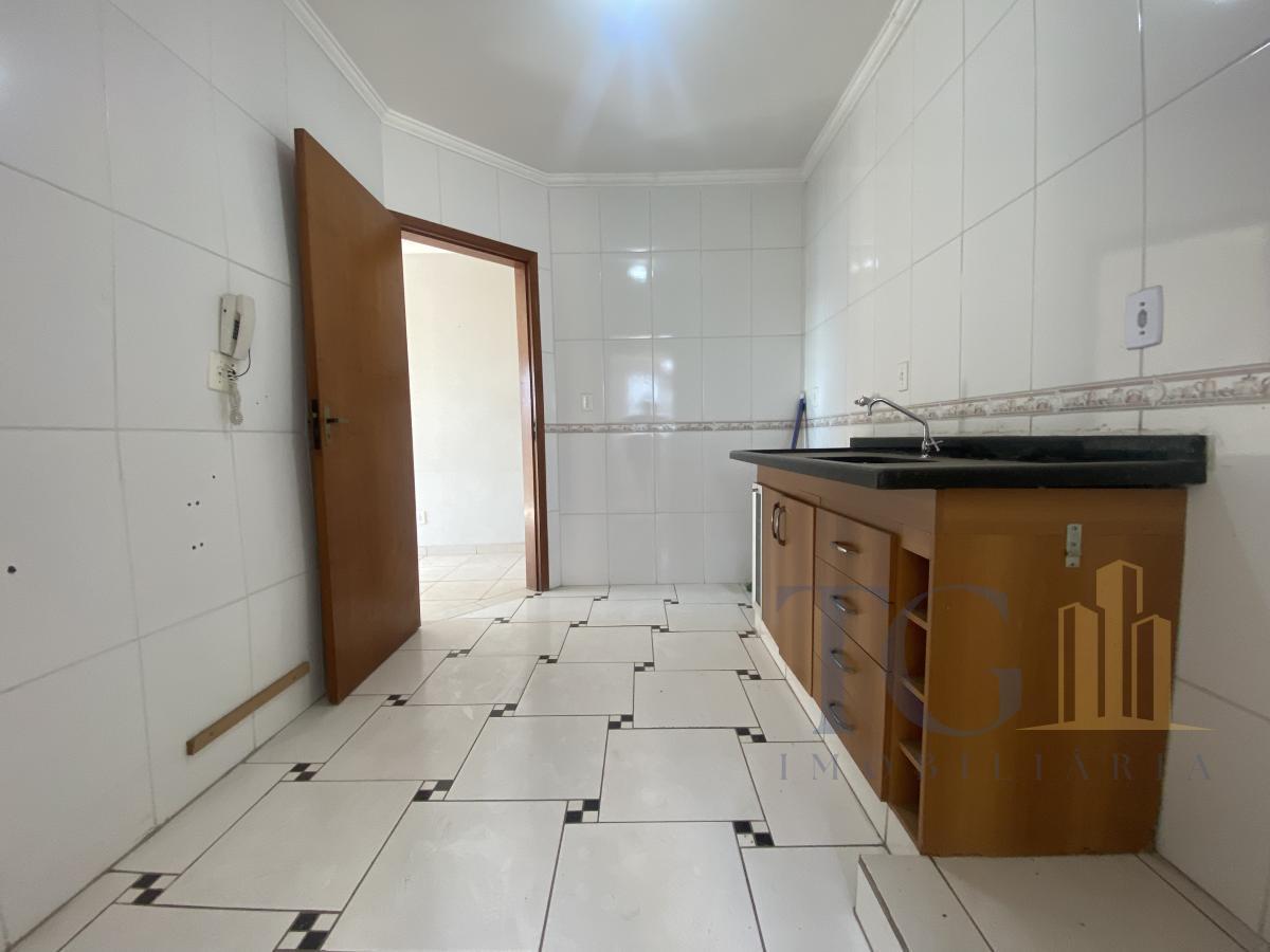 Apartamento à venda com 3 quartos, 75m² - Foto 14