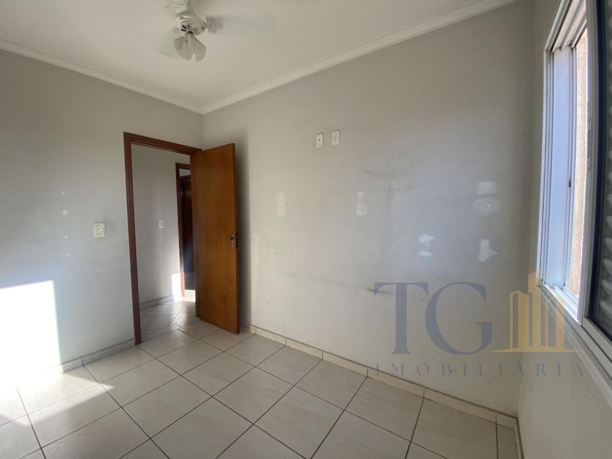 Apartamento à venda com 3 quartos, 75m² - Foto 10