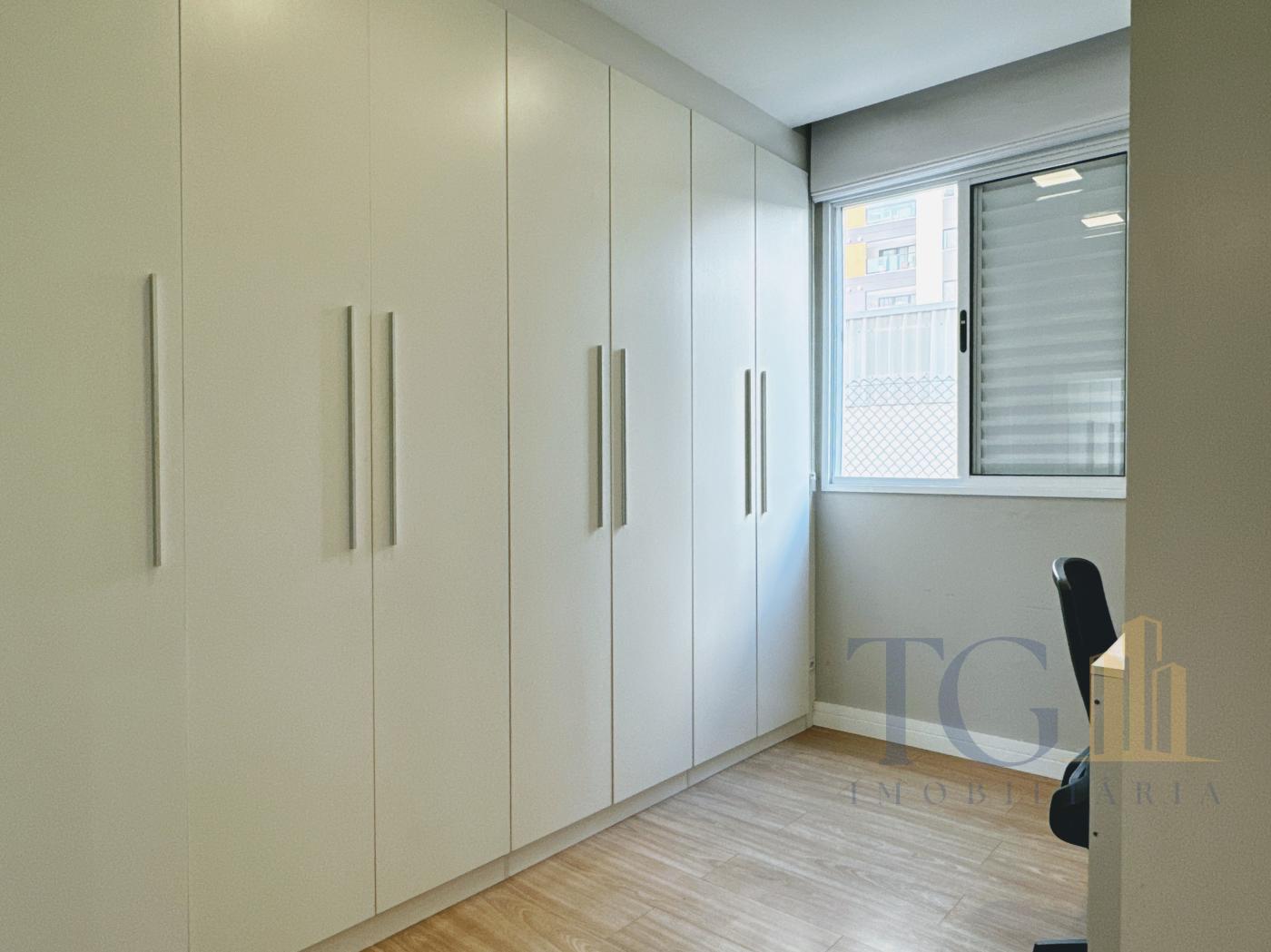 Apartamento à venda com 2 quartos, 48m² - Foto 11