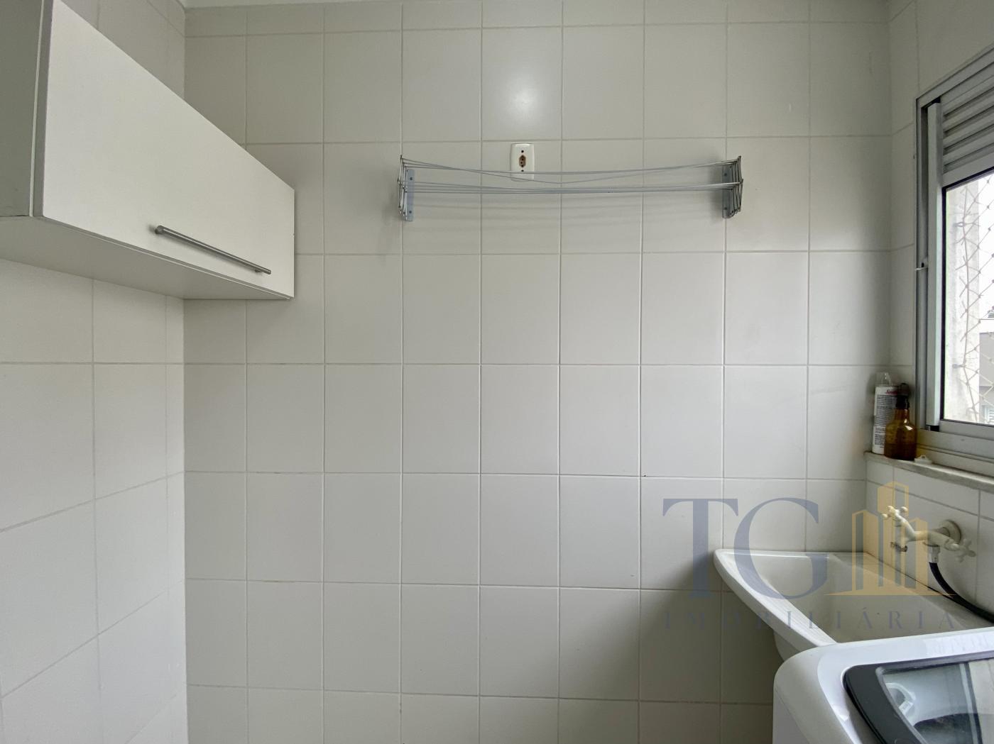 Apartamento à venda com 2 quartos, 56m² - Foto 13